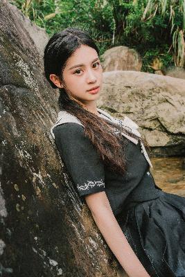 韩国理伦少妇4做爰