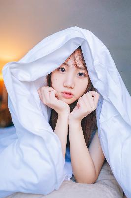 巜被部长玩弄的人妻