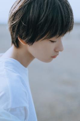 强伦人妻一区二区三区视频18