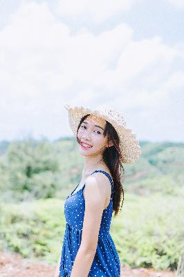 小婕子伦流澡到高潮视频