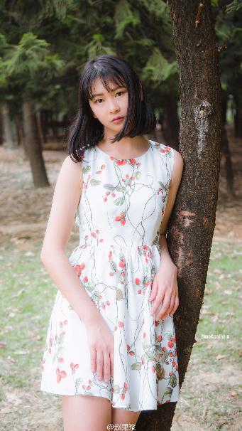 男女黄床上色视频免费的小说