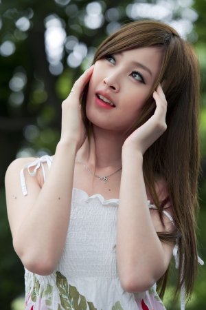 小婕子伦流澡到高潮视频