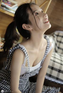 韩国男按摩师吸乳房会得乳腺癌吗
