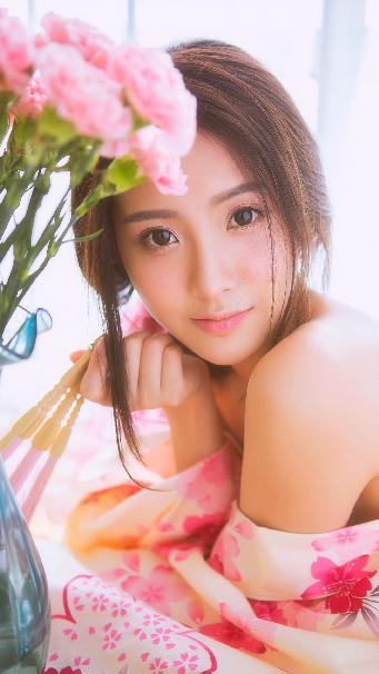 女人脱了裤衩让男人捅
