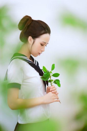 巜人妻公侵川上奈奈美