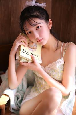 为啥女的舒服了要摸自己的胸