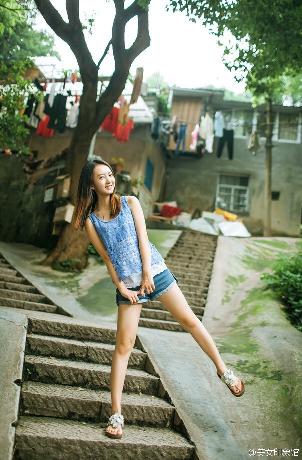 诱人的大乳奶3做爰