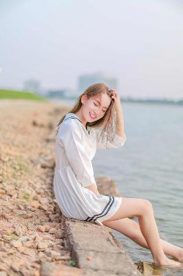 国产乱妇无码大黄AA片
