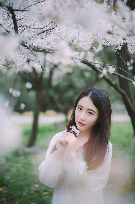 强 暴 疼 哭 处 女在线观看