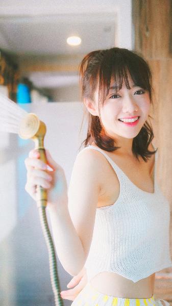 美丽小蜜桃2绝对满天星值得一看