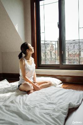 老女人裸体交性大片