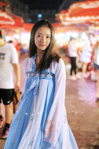 美女在线观看免费高清电视剧