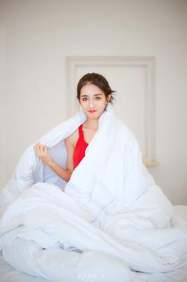 漂亮人妻被夫上司强了