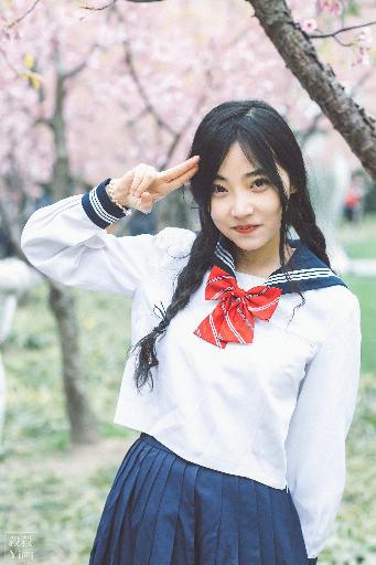韩国理伦少妇4做爰