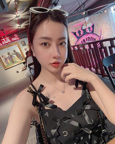 自拍偷在线精品自拍偷无码专区
