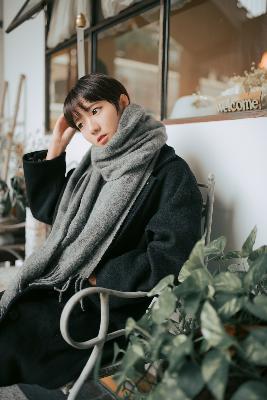 王局长把乳罩解开吃胸的动态图